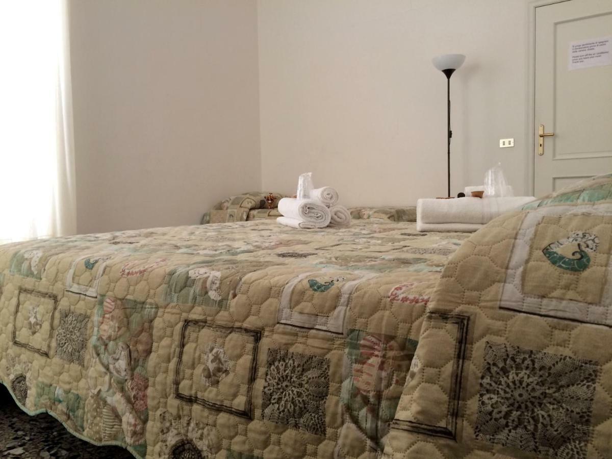 B&B Zia Iaia Siderno Екстериор снимка